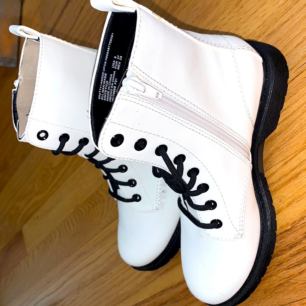 White Jadon Boots